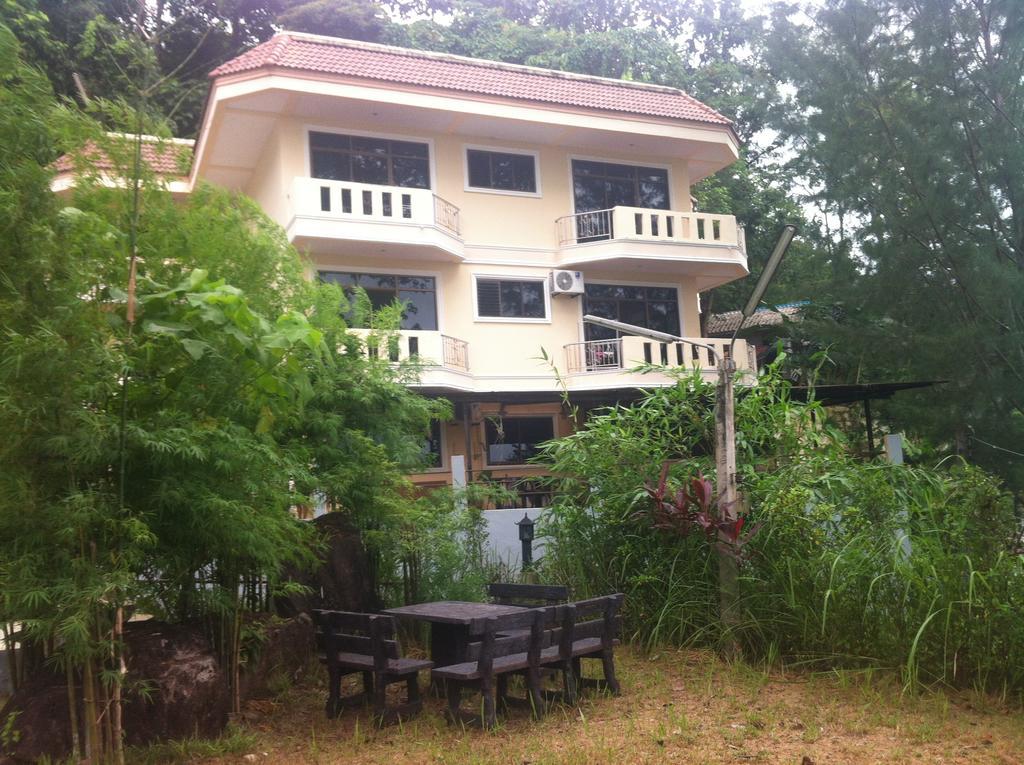 Feng Shui House Hotel Patong Eksteriør billede