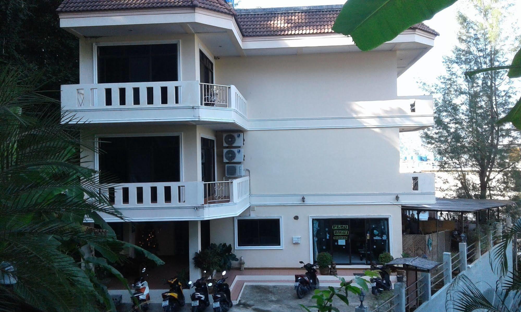 Feng Shui House Hotel Patong Eksteriør billede
