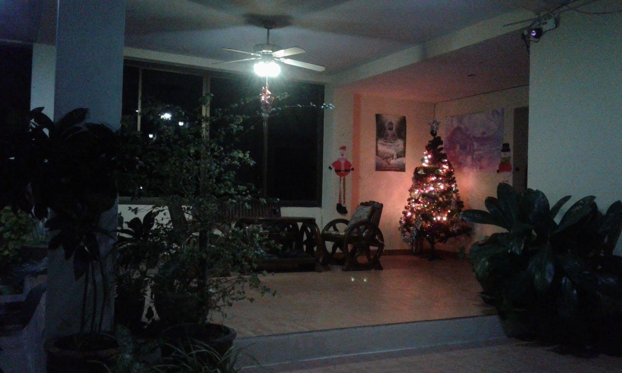 Feng Shui House Hotel Patong Eksteriør billede